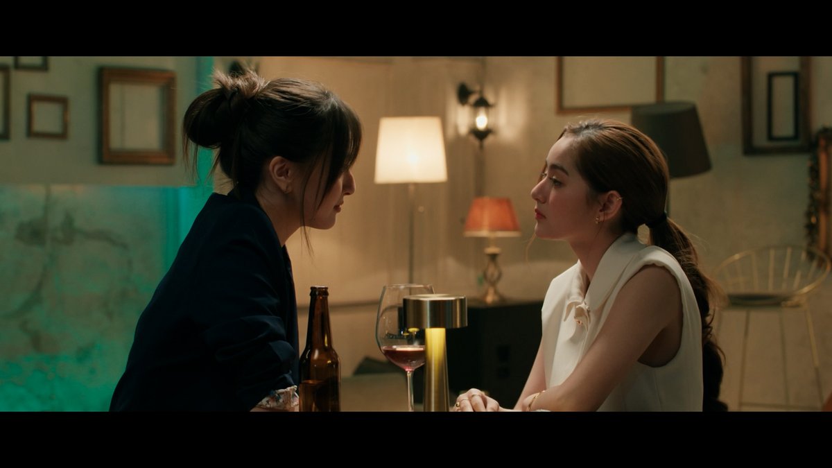 GMMTV's tweet image. สวย รวย เชิด ไม่แคร์ พี่โอ๊ตเอาหน่อย สู้เค้าหน่อย!!!!
#USTheSeriesEP5
@view_benyapa @mimrtd