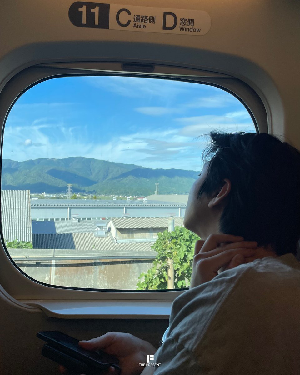 Sitting by the window, watching the endless green roll by, letting the quiet moments settle in. Feels like this journey holds more than just distance, it carries stories, fleeting but real. A little something from Japan, wrapped up in this Valentine’s Day Special Delivery.