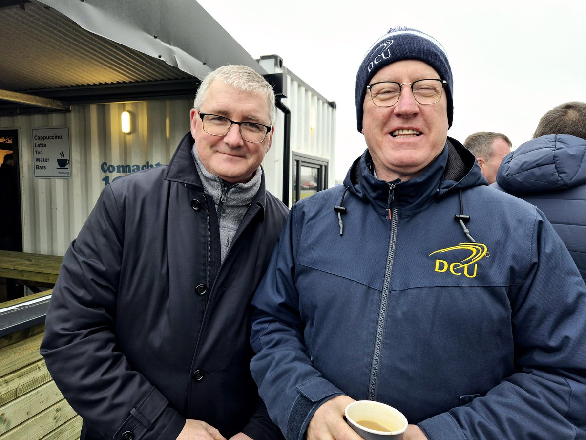 DaireKeogh's tweet image. #FirstClassRivals chatting to the President of @UL before the FitzGibbon clash of the titans @DCUDocEirGAA