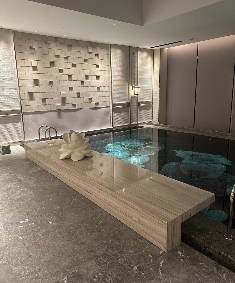 Golden Places tweet media