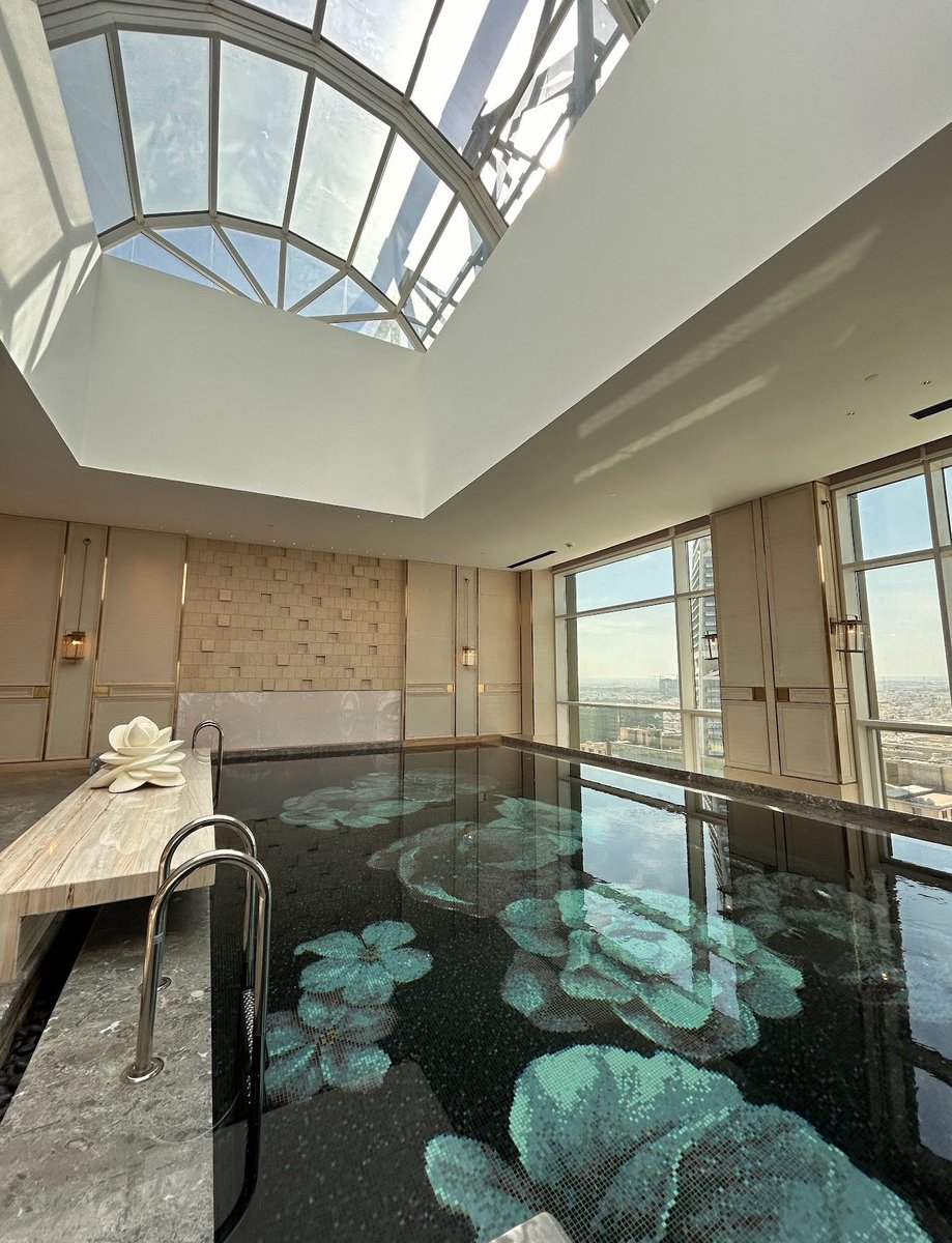 Golden Places tweet media