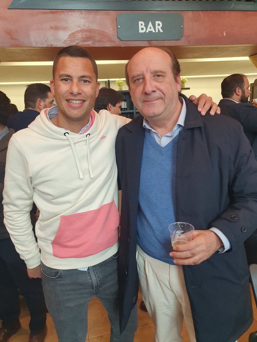 Don <a href="/j_moeckel/">Joaquín G. Moeckel</a> , el que ayuda desinteresadamente a los más necesitados. Eres un fiera.