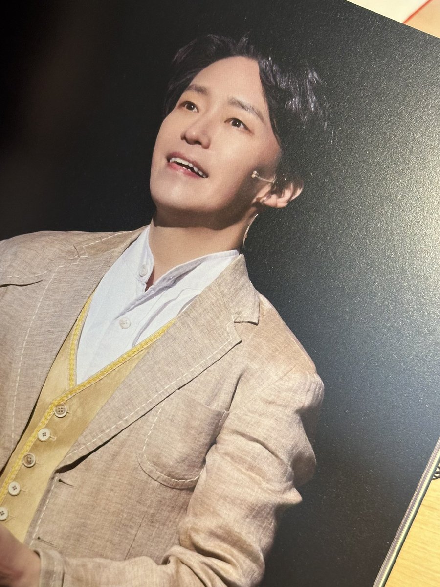hobbang_777's tweet photo. 플북 사야대요 엄베르테르기쥰이 너무 잘생김 https://t.co/FLiTAbRpg9