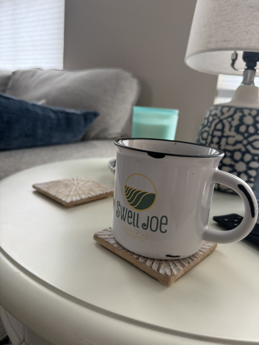 jdegregory3's tweet photo. The kids call me coffee bougie bc I have been grinding my own coffee beans from #SwellJoeCoffee https://t.co/7lsYTGQgjS