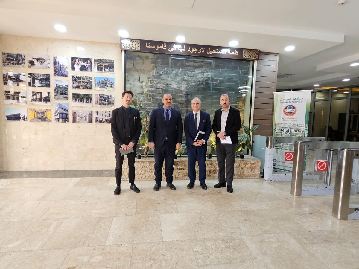 3/ Visite de la bibliothèque centrale de <a href="/UniversityofMos/">جامعة الموصل University of Mosul</a> et présentation des rares ouvrages et documents ayant échappé à sa destruction par Daech. "La bibliothèque se défend toute seule, insondable comme la vérité qu'elle héberge [...]" (Umberto Eco)