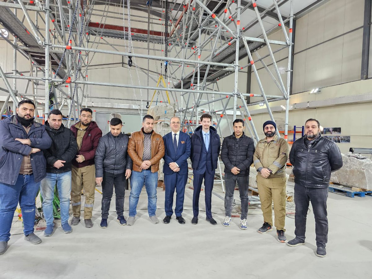 1/ Venue ces 12-13/02 à Mossoul de Simon Brelaud, responsable de l'<a href="/ifporient/">ifpo</a> en 🇮🇶. A la direction des Antiquités et du patrimoine de Ninive pour évoquer cet axe majeur de notre coopération. Au musée, engagé dans sa coopération exemplaire avec le Louvre au titre du projet ALIPH