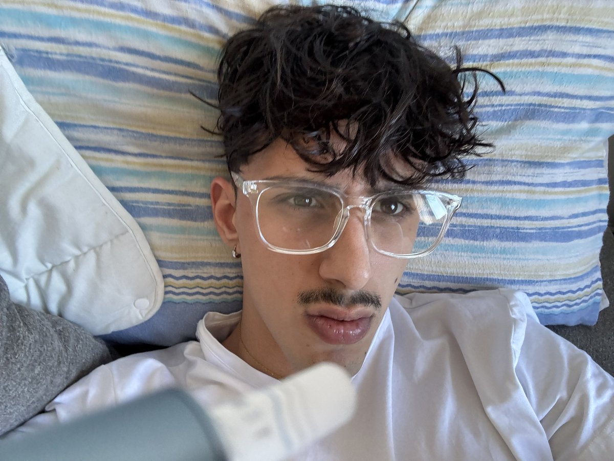 🤓