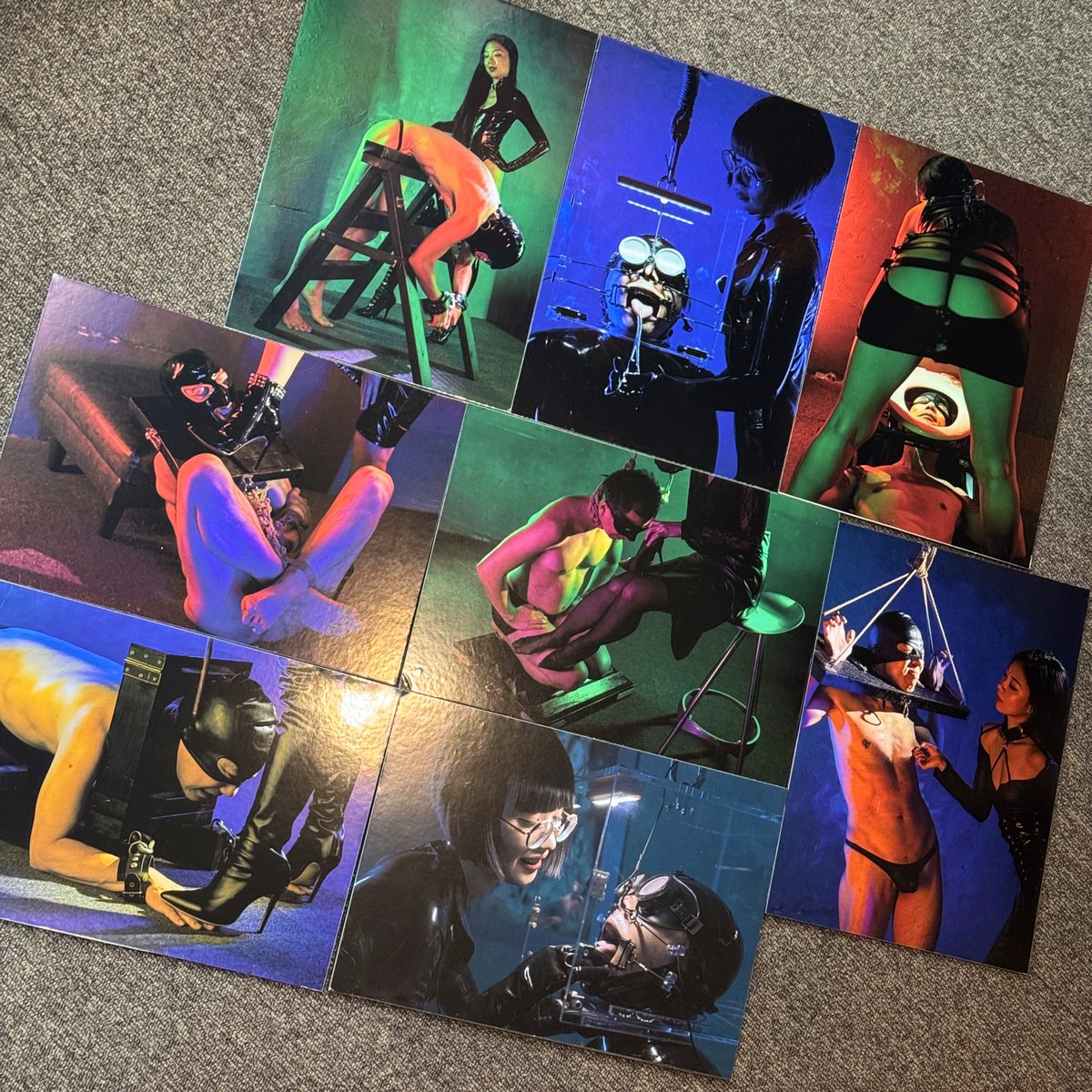 アルファインさんでのユリイカ展の撤収が完了。
ご来場の方はありがとうございました。

いかんせん個人的に来る用事が無い（という話をOPの時に某女王様にしたら爆笑された）のですが、ご愛好の皆様におかれましては引き続きアルファインさんにて楽しいひと時をお過ごし下さい。　#ユリイカexhibition