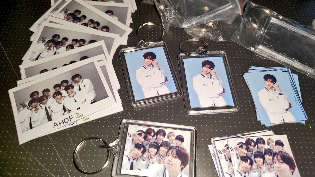 sawadeekangAEna's tweet photo. Helloo!! Mini freebie giveaway for AHOF JL's THANKSGIVING FAN MEETING EVENT in Robinson's Magnolia tomorrow.

❤️ 1:1 (very limited qtty lang ih)
❤️ Open for trade
❤️ ⌚: Around 3PM

See you🤗❤️

#JLThanksgivingFanEvent
#JustLanded 
#AHOF #아홉 #AHOF_JL 
#JL #JLGaspar #제이엘 https://t.co/PmJKGttX9n
