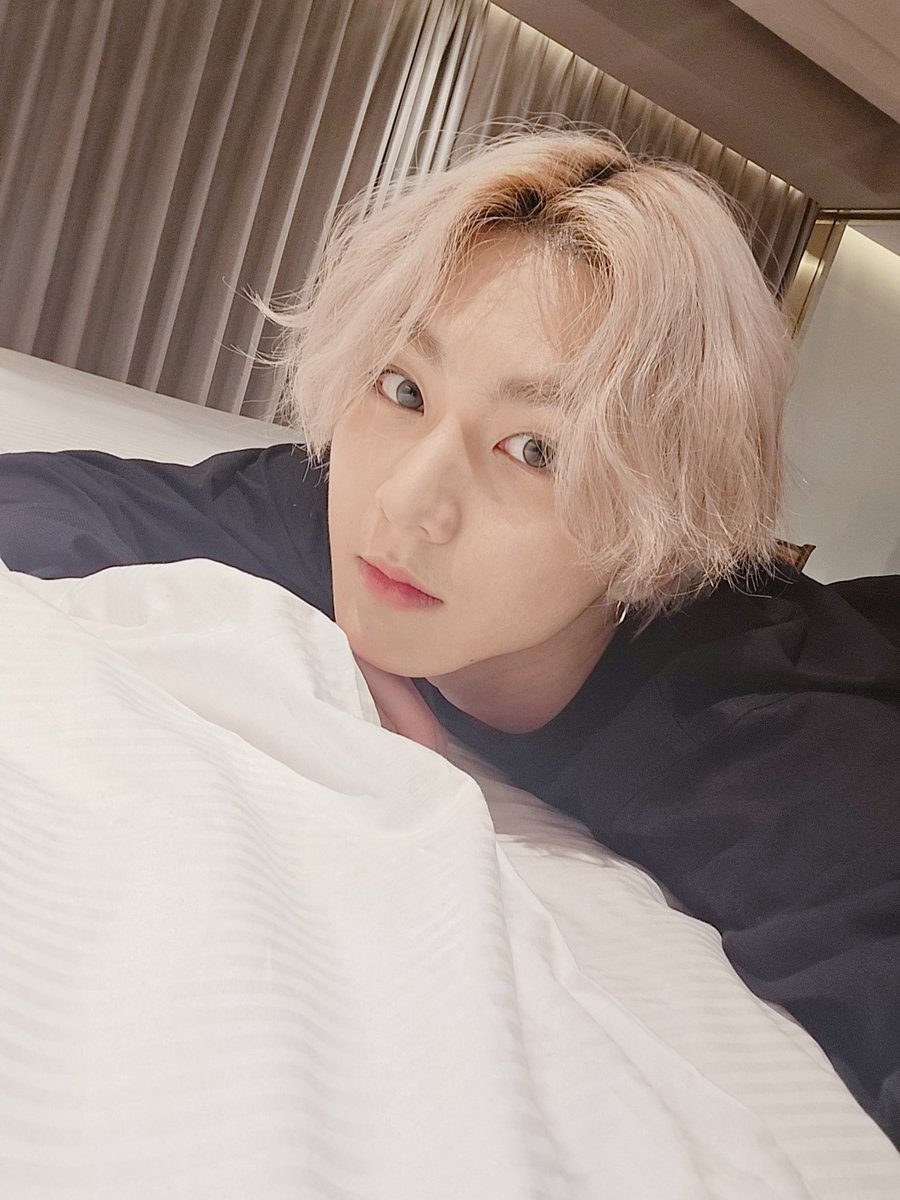 enhypenweverse's tweet photo. [ #정원's Post ] 250215

#JUNGWON: 😴😴

@ENHYPEN_members @ENHYPEN #ENHYPEN #엔하이픈 https://t.co/TCRUaaKV7h