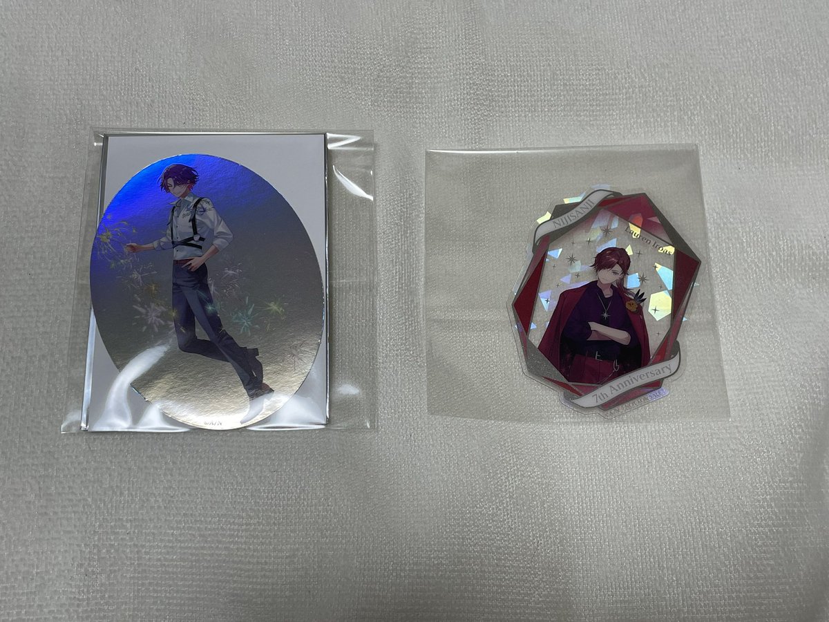 【交換】
にじさんじ 7th Anniversary 7周年 特典 箔押しホロクリアカード OS特典ART OF NIJISANJI特典

譲: 
クリアカード→🗝💸
オーロラステッカー→♦️☕️

求:同種⚔️

2/23,24、3/23池袋手渡し希望
3/8 東京ドーム付近手渡し可能
郵送可能（ポスト投函）

検索からもお気軽にお声かけください。