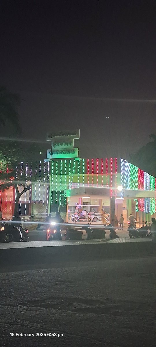 TANDRUA1963's tweet image. #Kumbakonam #Papanasam #Aduthurai Railway stations were illuminated on the 149th Station Formation Day @DRMTPJ @GMSRailway @RailMinIndia #Station_Janma_Dhin