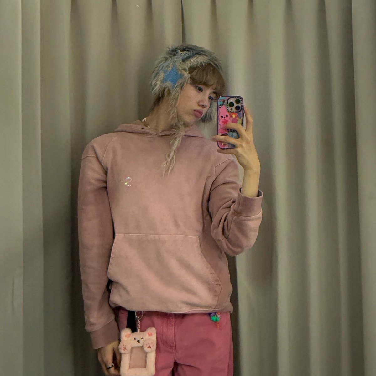 얼굴이랑 어깨랑 매치가 하나도 안되잖아
#성민 #안성민