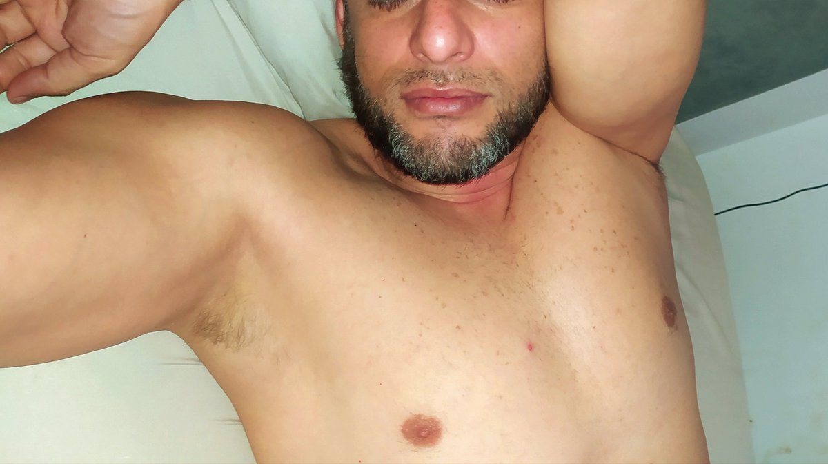 catireccs40's tweet photo. ¿Despertamos? 

Sábado 😏 https://t.co/0P0LQGu3NT