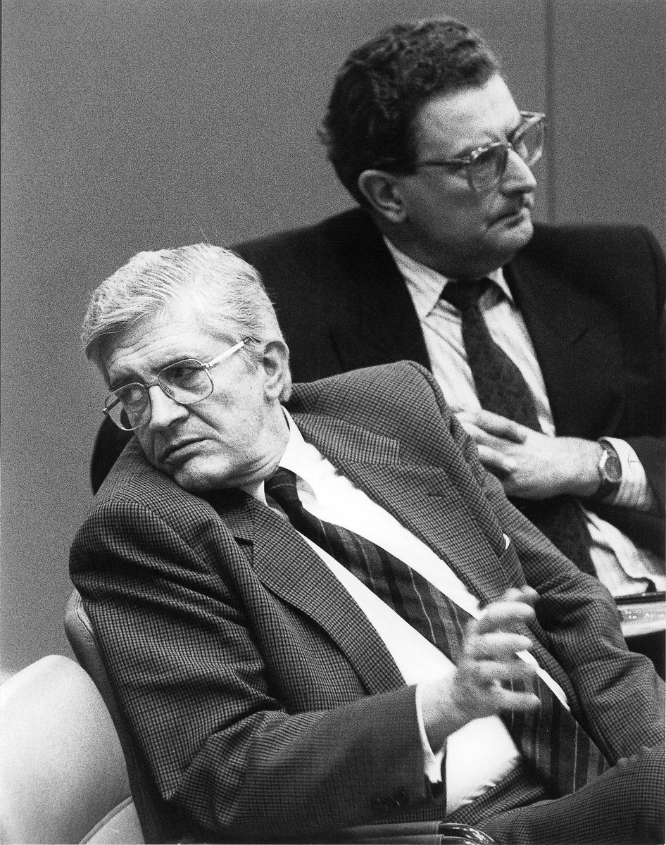 Friedrich-Naumann-Stiftung für die Freiheit tweet media