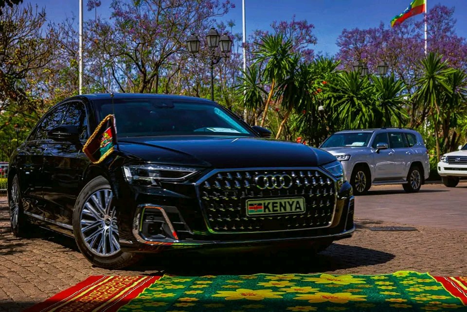 Kasongo and his Mpigs
Rudini Kenya Sasa.
Na vyenye mlitundanganya ati mnatumia pesa yenu.
Maghasia!

#AUCElections 
#railaodinga
Merino
Sterling
Round 4
Djibouti
RJR-10
RAO-20
Ugandans
Breaking News
#LEIARS 
Nwaneri
Bondo 
COYG
RAO is winning 
Drops
#MasculinitySaturday 
Ethiopia