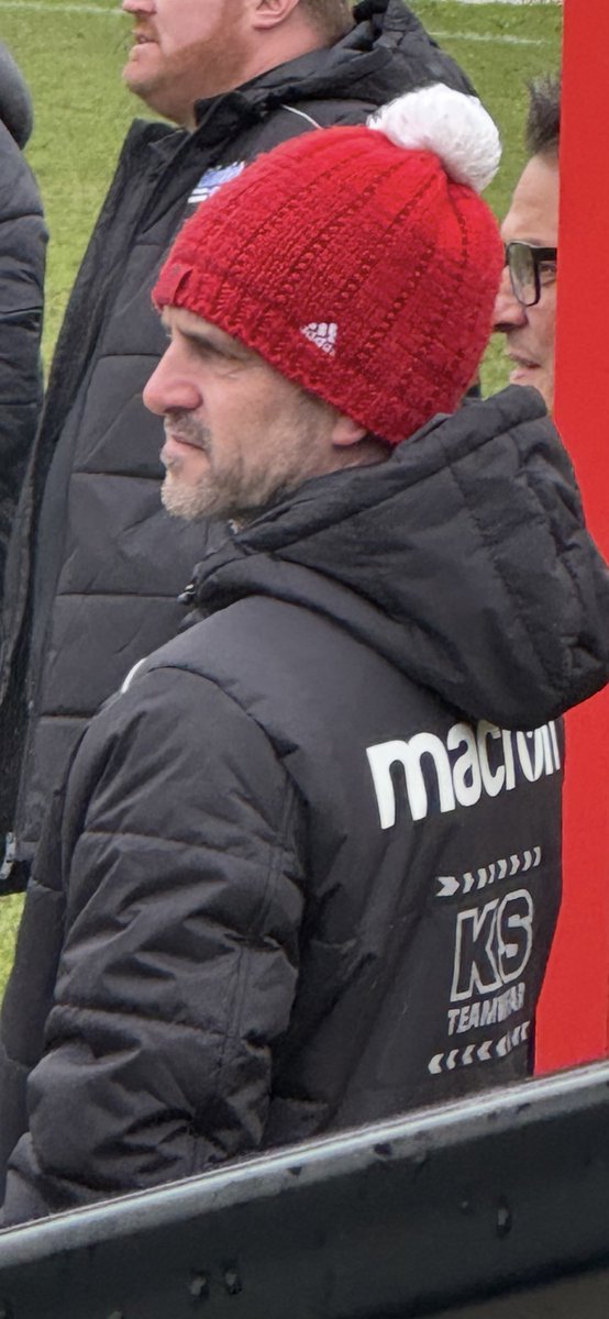 Badshot Lea FC tweet media