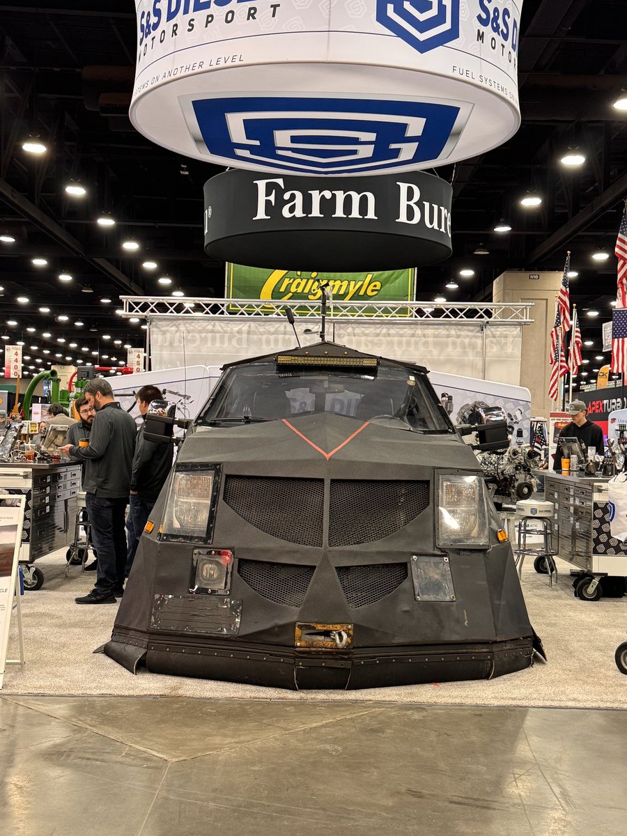 maxarmstrong's tweet photo. NFMS week. Did you get there? How did it compare with the past for you? #NFMS25 @agbizweek @TheChadColby https://t.co/kurW8rUc9u