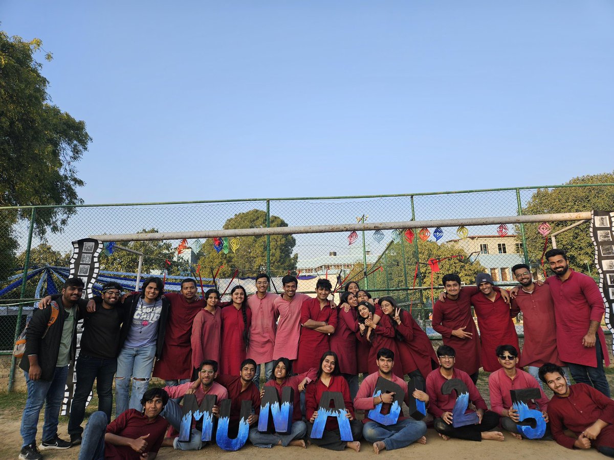 BpitIndia's tweet photo. #Avaran, The Dramatics Society of #BPIT, is on a ROLL!
Securing top positions at prestigious events like:
IIT Delhi - 2nd position
JDMC, DU - 1st position
Bharti College, DU - 2nd position
MDI College - 2nd position
Noida Rang Mohotsav - Best Music Award
#DramaticsSociety https://t.co/P1nnUFyHOl