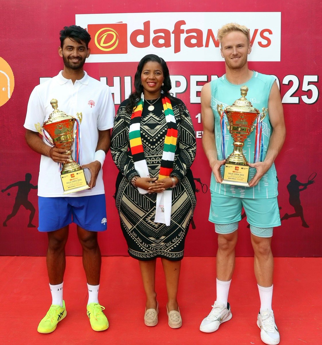 courtslock's tweet photo. ATP New Delhi Open Finalists 🥈🇮🇳 Special week having her excellency, the Zimbabwean Ambassador to India, and the delegation present at the ceremony 🇿🇼 #TYG @tourismzimbabwe #zimbabwewoye https://t.co/qby2sE6xnS