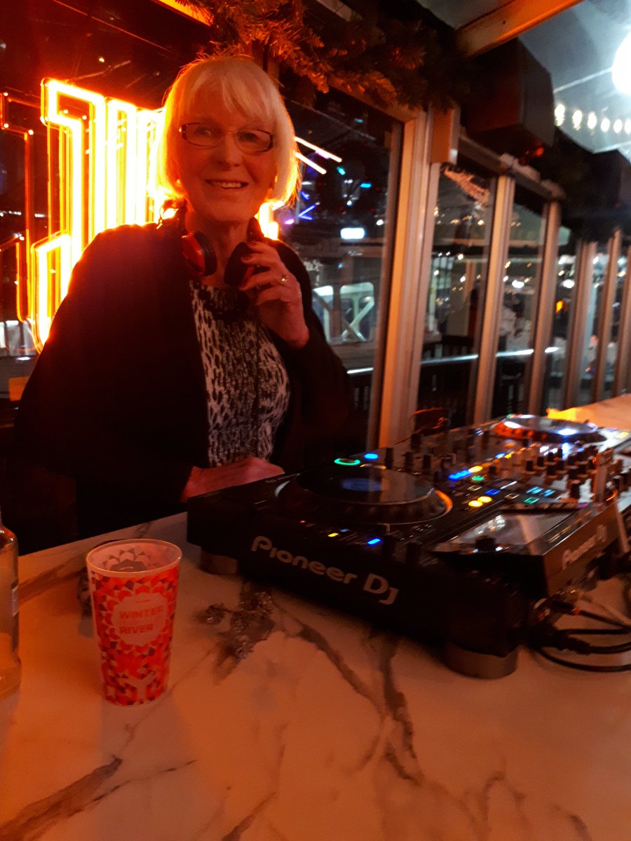 adarkerwave's tweet image. A Darker Wave, presented by Jacki-E &amp;amp; P-Mac, is 10yrs old!!!

Our very first show went out on Radio Flintshire on 14th February 2015. 

For all things A Darker Wave adarkerwave.com