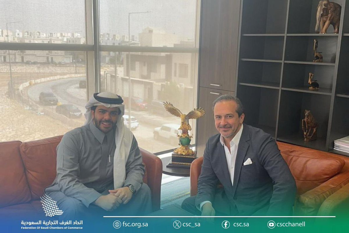 FSC_KSA's tweet photo. التقى نائب رئيس مجلس الأعمال السعودي البرتغالي تركي الخليوي برئيس مجلس الأعمال البرتغالي السعودي ابيليو سيلفا.

ناقش اللقاء مخرجات ونتائج الشركات البرتغالية
والسعودية المشاركة في معرض Leap 2025، وأبرز التوصيات التي سيعمل عليها المجلس خلال المرحلة المقبلة. 
#اتحاد_الغرف_السعودية https://t.co/J9fV7j8jXk