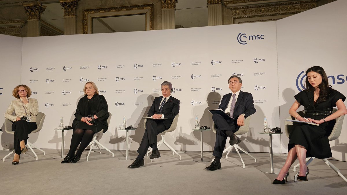 Excellent panel at #MSC2025.  No one better than <a href="/PerthUSAsia/">Perth USAsia Centre</a> Board Member Dr. Lynn Kuok to moderate a discussion with Korean and Japanese Foreign Ministers, New Zealand Defence Minister &amp; Deputy SecGen of NATO. The Indo-Pacific has interest in the Euro-Atlantic and vice versa.