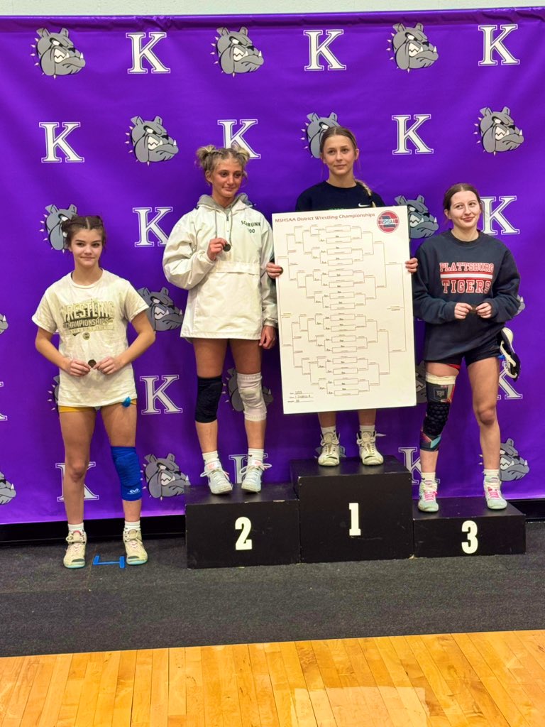 Congratulations to Aubrey on a 2nd Place finish at the Class 1 District 4 tournament! On to State!!