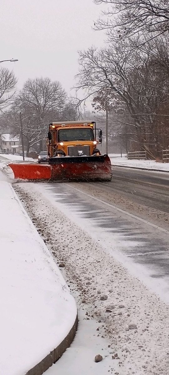West Hartford DPW tweet media