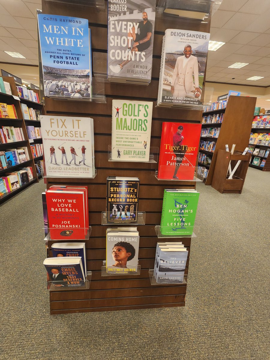 MivilleTaylor's tweet photo. Look what I found! A new James Patterson book @LeBatardShow @stugotz790 @MichaelRyanRuiz @billygil https://t.co/qHRzVbyDmm