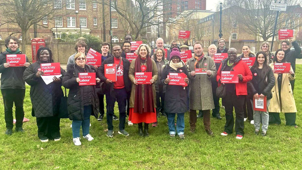 carowoodley's tweet photo. Thanks to @LoveDeBeauvoir for hosting our first Be A Councillor campaign session and @HackneyAbbott for joining us, here in #Hackney. And ๐ to everyone who joined the amazing @Gen_Kitchen_MP in #Wellingborough as part of #HackneyOnTour, celebrating her year in Parliament ๐น
2/2 https://t.co/i3oMfQffbf