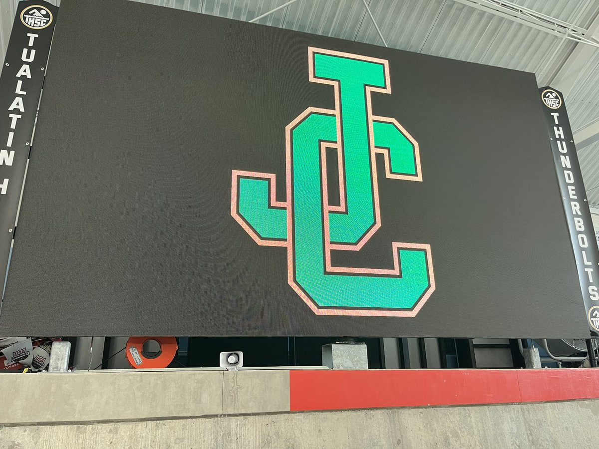Metro League Swim Meet starts in less than an hour. Let’s go Saders!! <a href="/JesuitHighPDX/">Jesuit High School</a> <a href="/OSAASports/">OSAA</a>