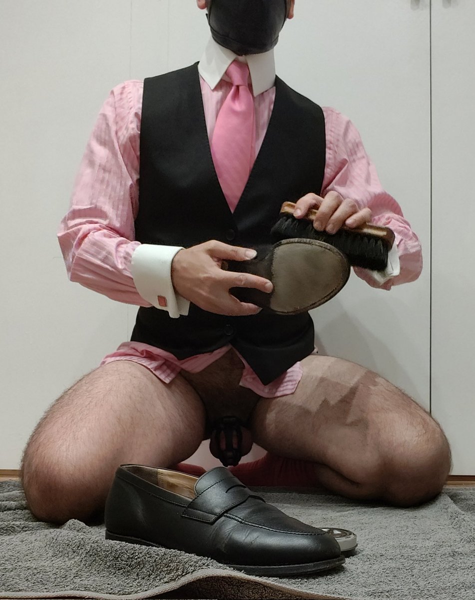 uniformfag tweet media