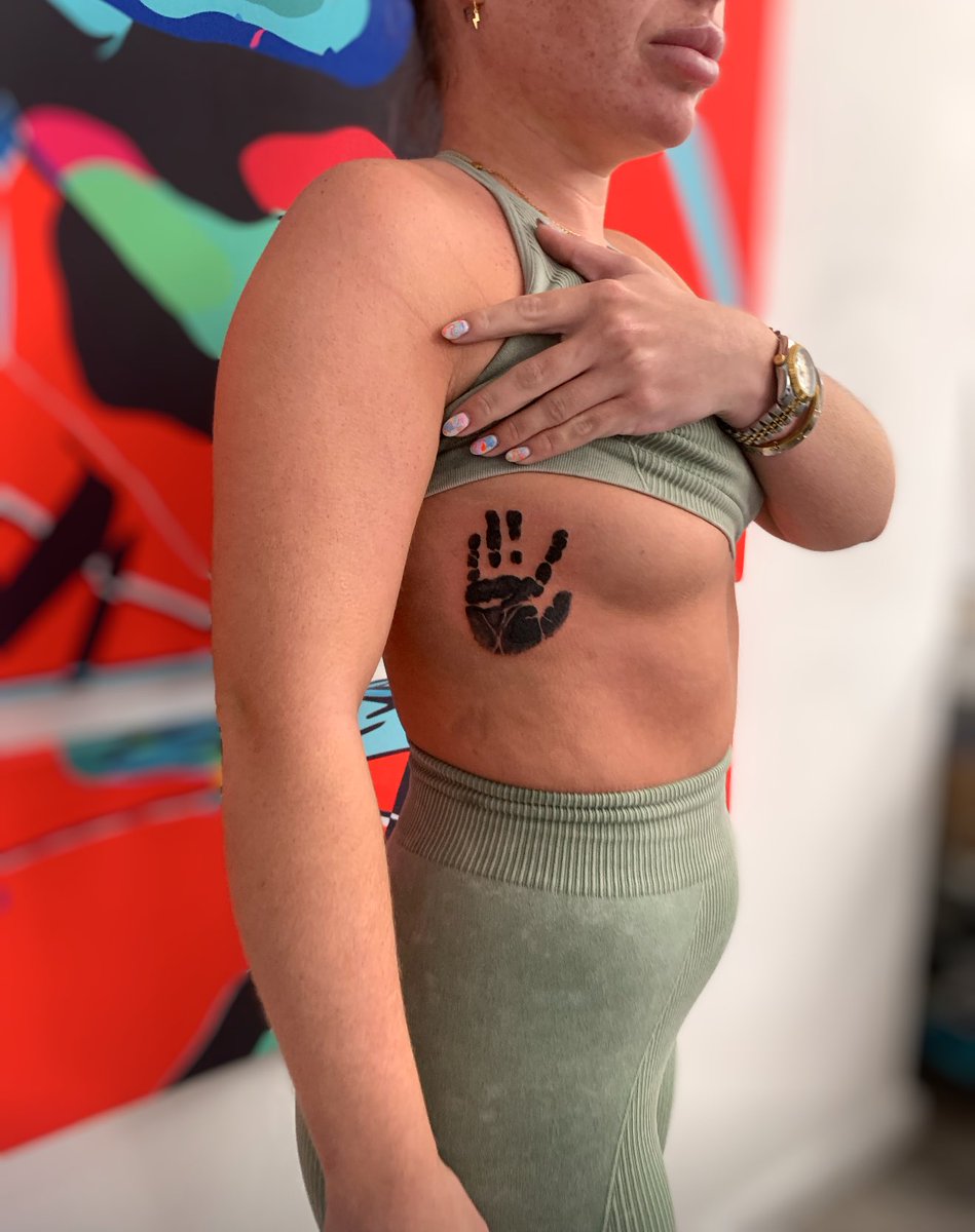 Little baby hand print 
#babyhandprint
#handprint
#handprinttattoo
#tattoo 
#tattoodesign 
#tattoomom #cutetattoo
#uktattoo