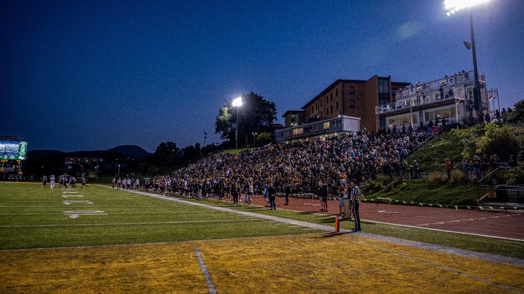 CFB Home (@cfbhome) on Twitter photo Stadium of the Night 🌚
🏟️ Lyle Hare Stadium
✅ Capacity: 3,500
📍 Spearfish, South Dakota
Home of <a href="/BHSUFB/">BHSU Football</a> Stadium of the Night 🌚
🏟️ Lyle Hare Stadium
✅ Capacity: 3,500
📍 Spearfish, South Dakota
Home of <a href="/BHSUFB/">BHSU Football</a>