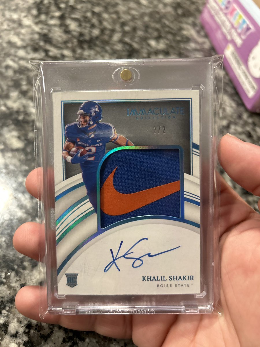 mixboy925's tweet image. Beautiful card. 

Jersey match, on card auto, nike swoosh.