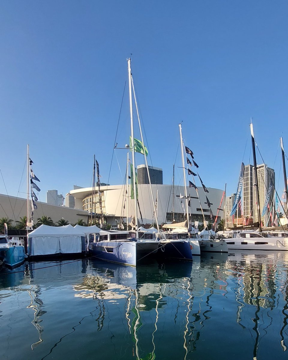windelocat's tweet image. Day 4 at #MiamiInternationalBoatShow!  

Thank you to everyone who stopped by the #Windelo display 🌊

If you haven’t gotten a chance to yet, be sure to make your way to the Miami International Boat Show this weekend!

#MIBS2025 #windelocatamaran #boatshow