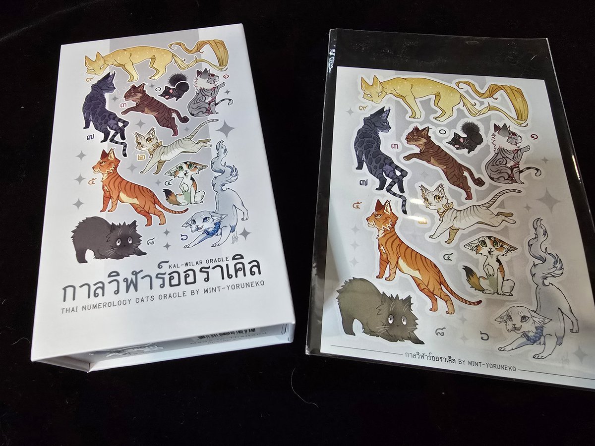 TarotbyMMM's tweet photo. ไพ่ใหม่ที่ดีไซน์ขึ้น​บนฐานความรู้ด้านเลขศาสตร์​ไทย แล้วยังมีดีไซน์​ตัวละครที่ใช้บอกเล่าเป็นแมว🐱​ สวยงามมากเลยค่ะ🪻 https://t.co/wbV76xh736