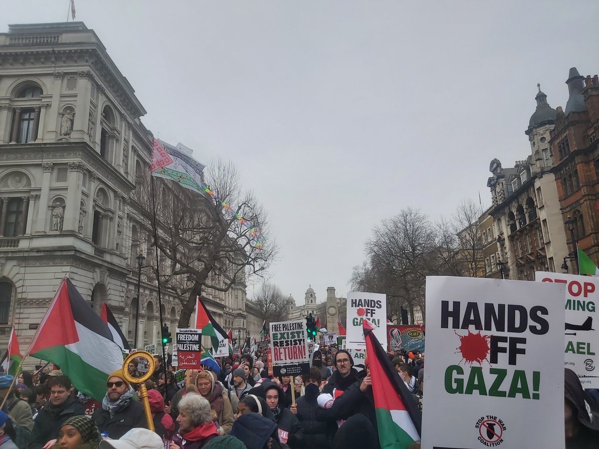 J_AndresCuervo's tweet image. Another massive protest for the Palestinian people. Comrades of the world, never stop, never surrender.

#PalestinianHasRights #Freep

@PSCupdates @STWuk @macklemore