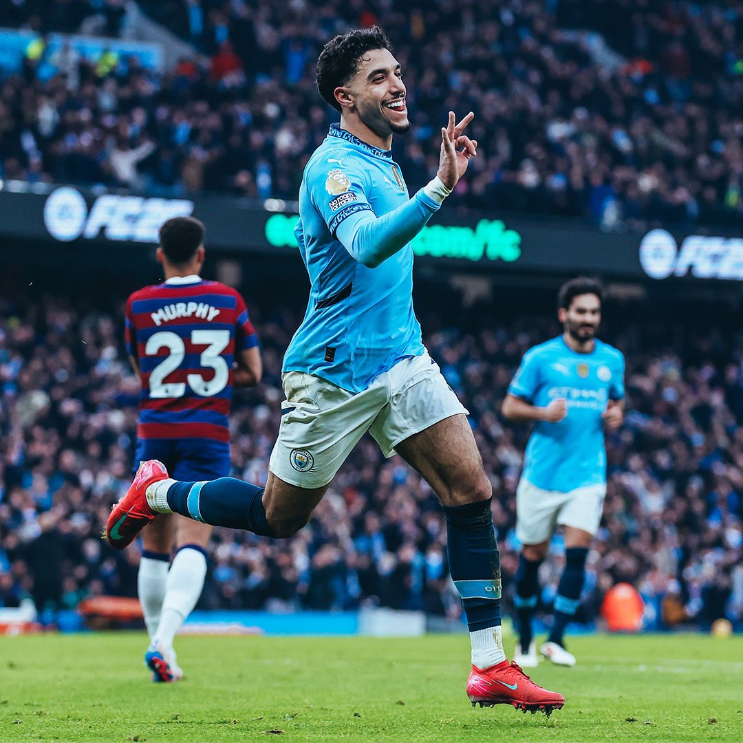 Priceless_MCI's tweet image. F*ck ego, I’m following every man city fan who likes and retweet this post !💙