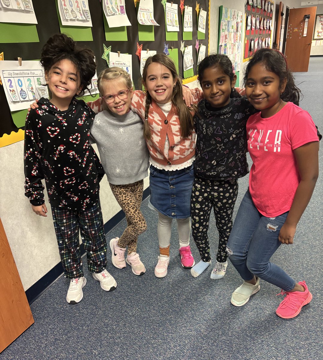 3rd Grade was Mixing it Up during Love Week!😍<a href="/greenexplorers/">Green Elementary</a>