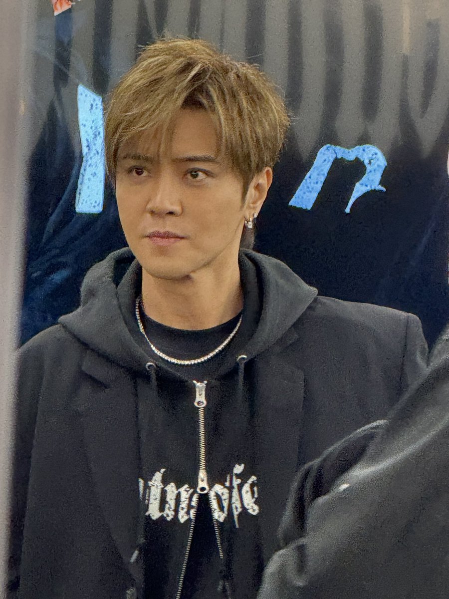 kobuta529's tweet photo. 今日もかっこよかった😭
竹下通り歩いて帰るのびっくりした😂 https://t.co/wQeVot4VAk
