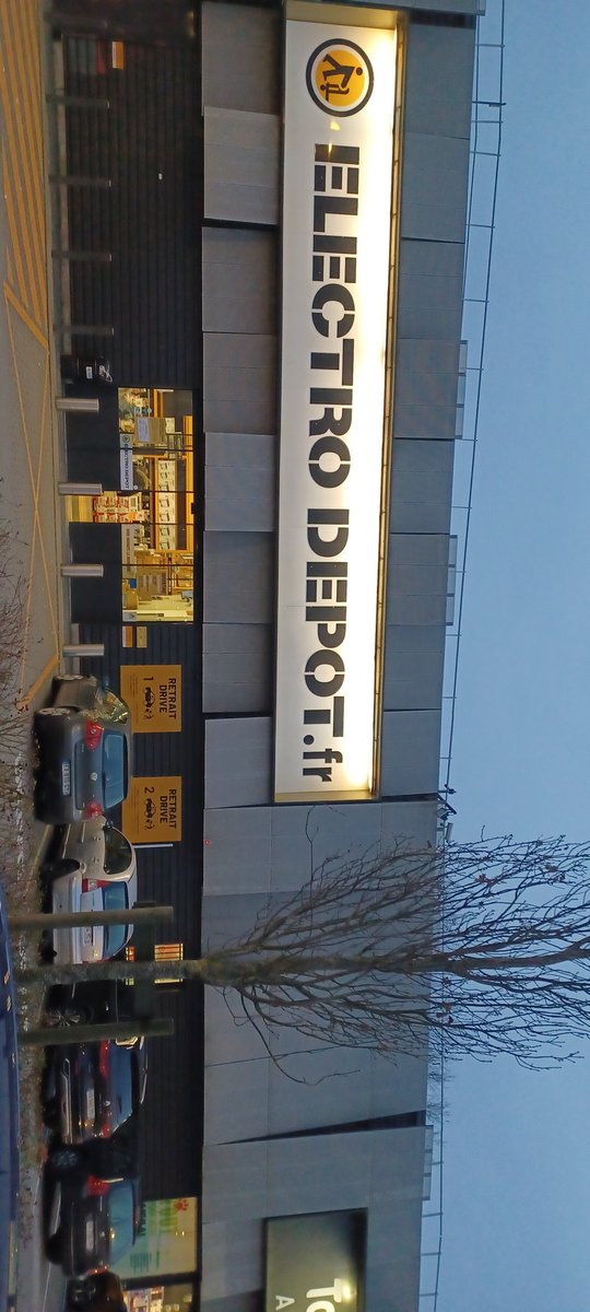 Bonjour @electrodepotfr, très insatisfait du service client de Dunkerque, retour suite achat d'une souris qui n'a fonctionné que 2j. Aucune écoute client car pas de ticket de caisse mais seulement le prélèvement CB.  A l'heure de la dématerialisation!!!