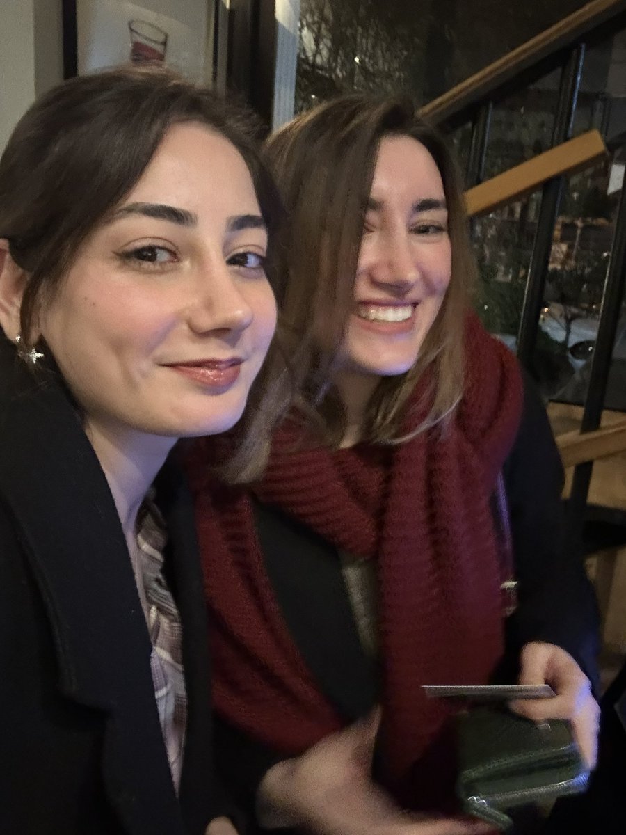 Reelde daha da tatlıymışsın. İyiki senin hayranınım💖🎀 <a href="/gwiyeounsel/">übermensch</a>