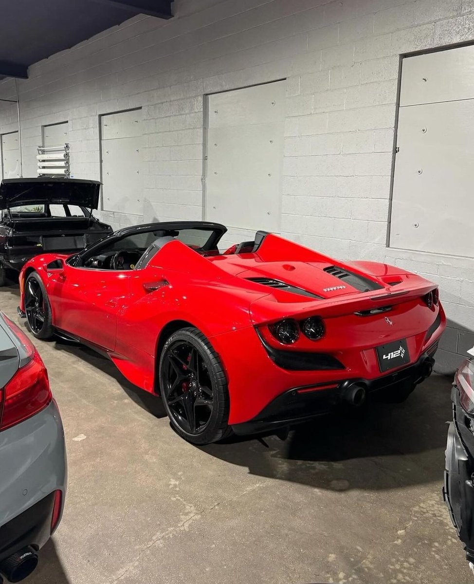 DailyFerrariTM's tweet photo. Ferrari F8 Spider https://t.co/qjTfngwKMb