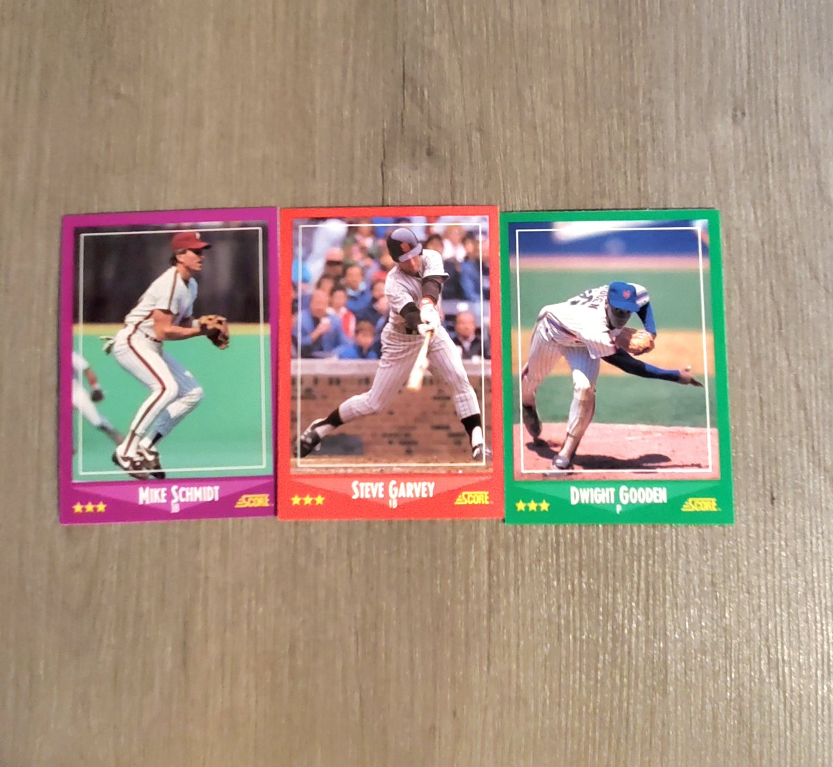 AZtradingCards's tweet photo. Blast from the past!
I bought an unopened pack of 1988 Score baseball on Ebay.
Had a blast doing and pulled some great players. https://t.co/Q9Yc0QrHZH