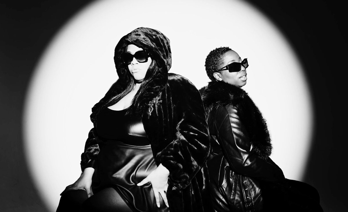 MXCKdotCom's tweet photo. ShellzWithAZ (@DJSHELLZ) and Brandie Blaze (@brandieblaze) Join Forces on ‘VOWELS’  https://t.co/UXEBo6fRE6 https://t.co/TMUoI82JVX