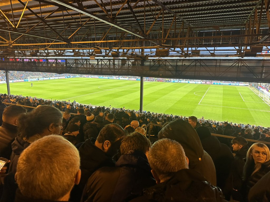 HarryHesketh's tweet photo. My view v ‘Liverpool Fan’ view https://t.co/wVwrS9I3Oe