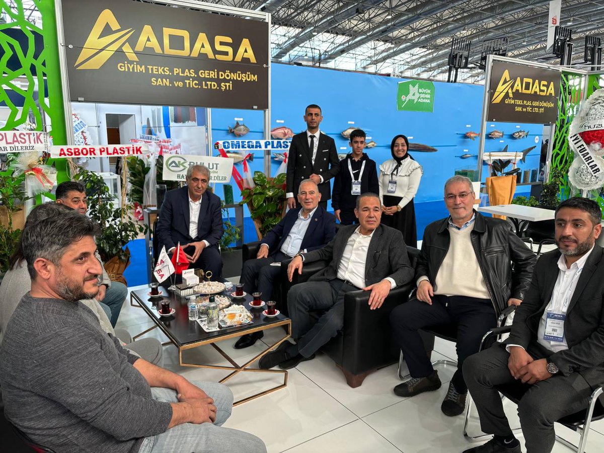 adasagrup067453's tweet photo. REWA Anatolia - Geri Dönüşüm ve Atık Yönetimi Fuarının son Gününde standımıza yoğun ilgi devam etti. Kıymetli dostlarımıza stadımıza gösterdikleri ilgi için teşekkür ediyoruz. Bir sonraki yıla kadar görüşmek üzere biz ülkemiz için üretmeye devam edeceğiz. 
#REWAnatolia #Plastik https://t.co/i3fjFoxZJc
