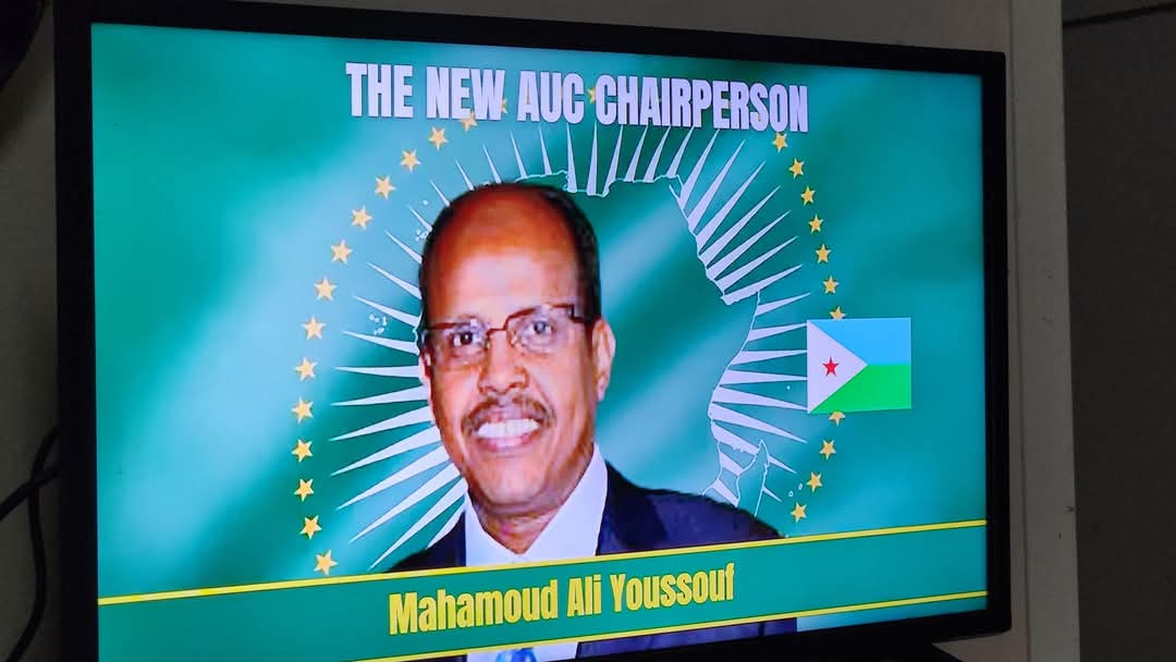 Daudshuke's tweet photo. Congratulations Foreign Minister H.E.M Mahamoud Ali Youssouf who was elected Chairman of the AU Commission @ymahmoudali https://t.co/1kWBNLSbFr